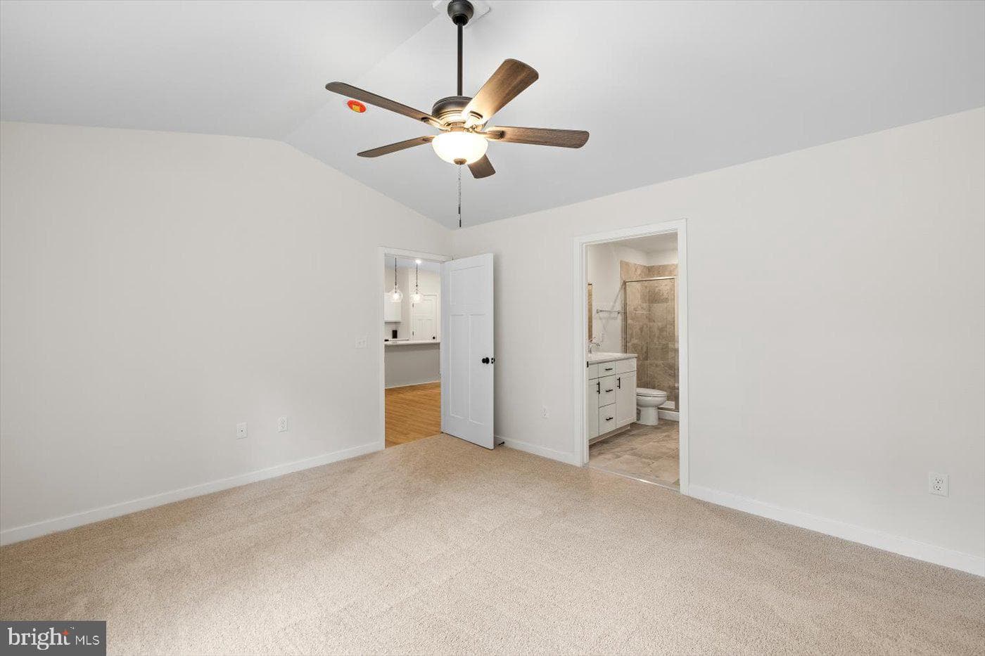 8339 Kennedy Drive photo 33