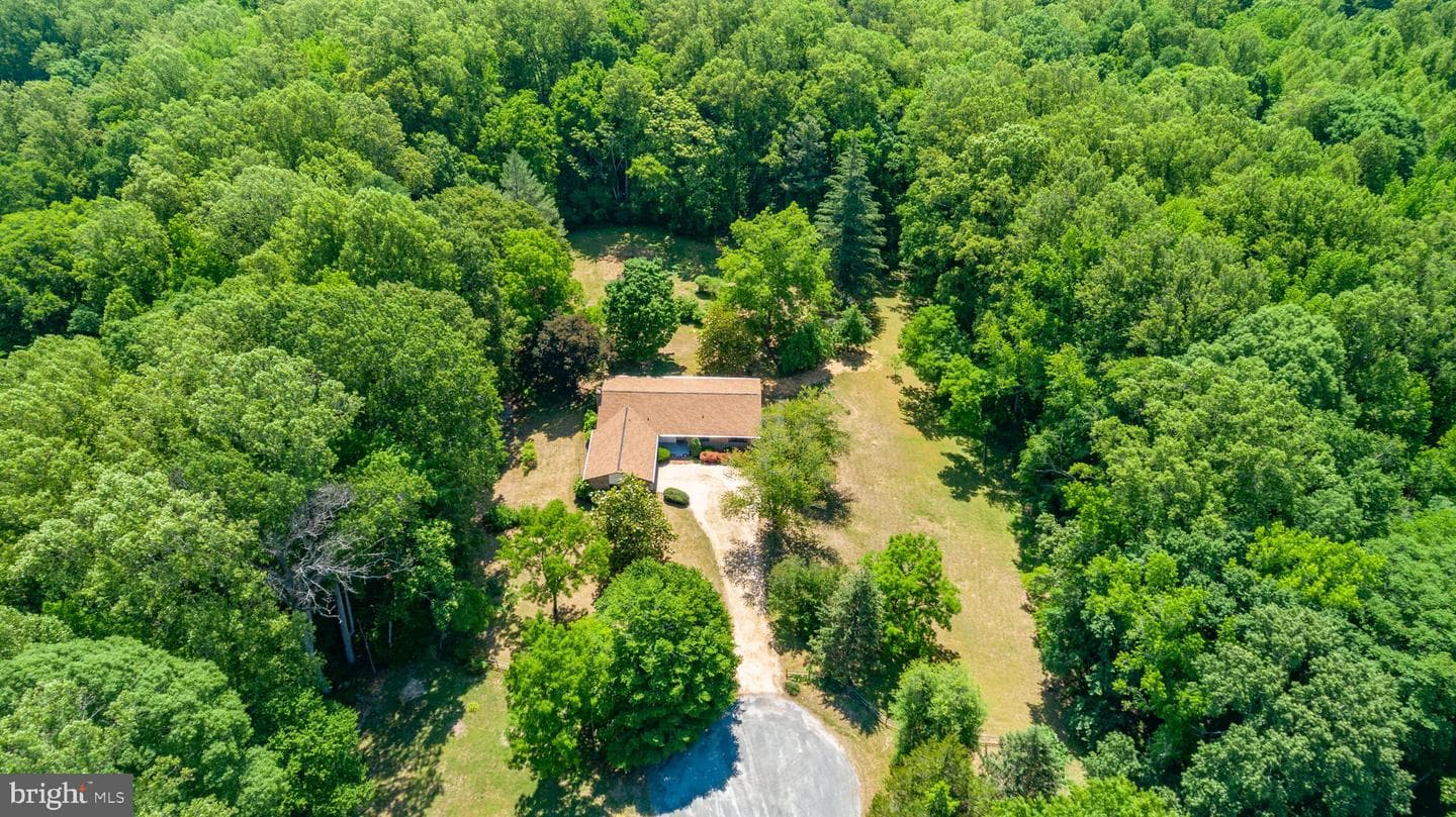 5434 Strawberry Lane photo 90