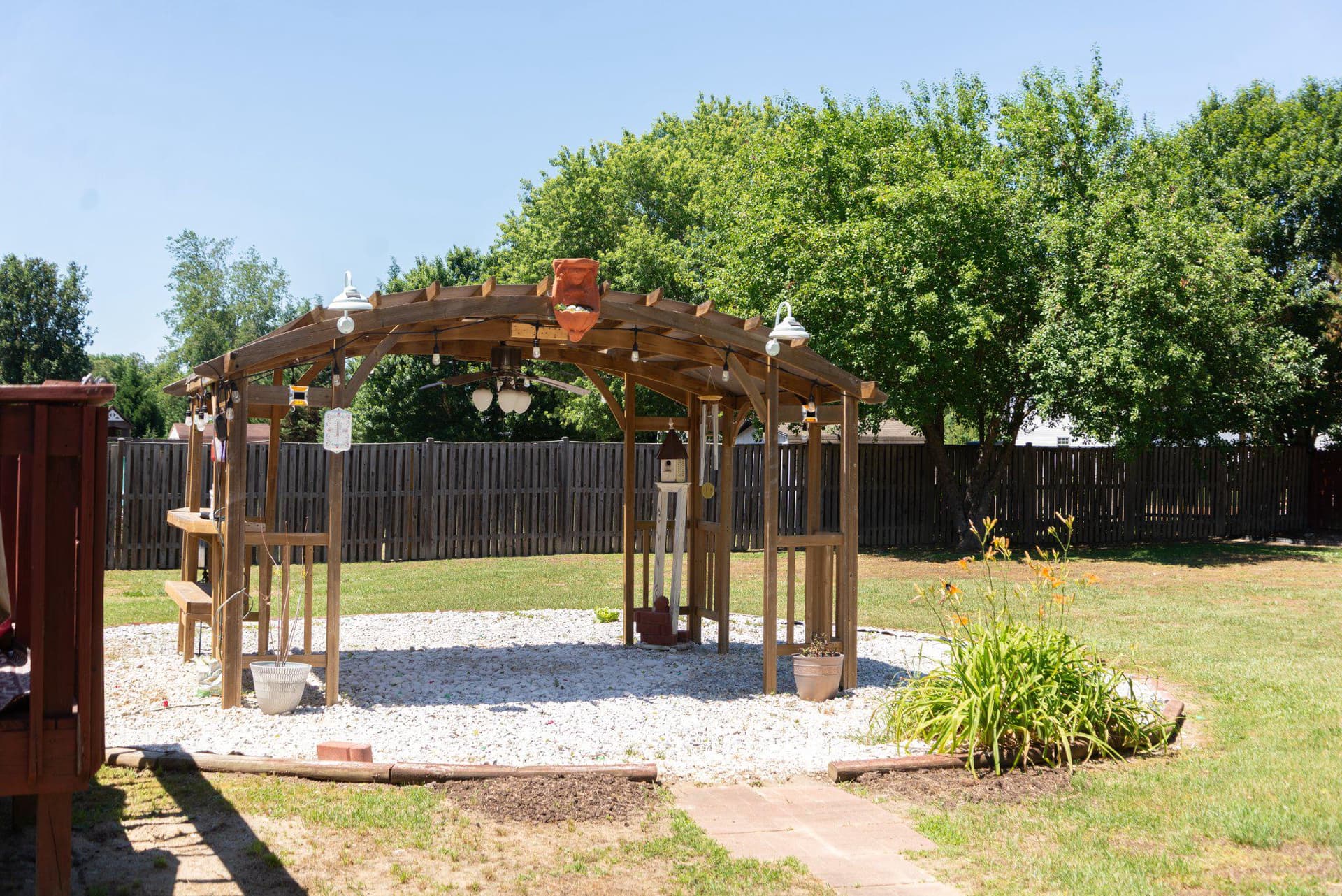 9835 Mohawk Drive photo 22