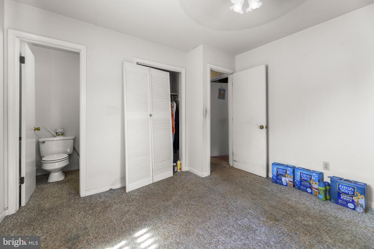 13130 Round Hill Road photo 12