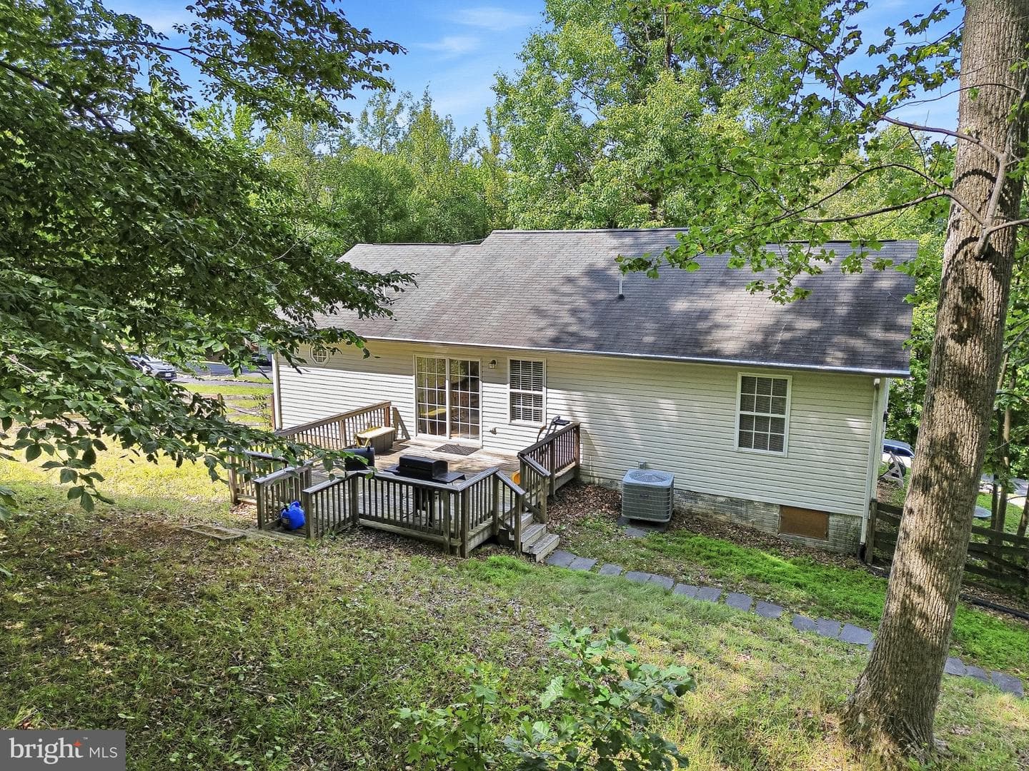 6391 Wheeler Drive photo 17