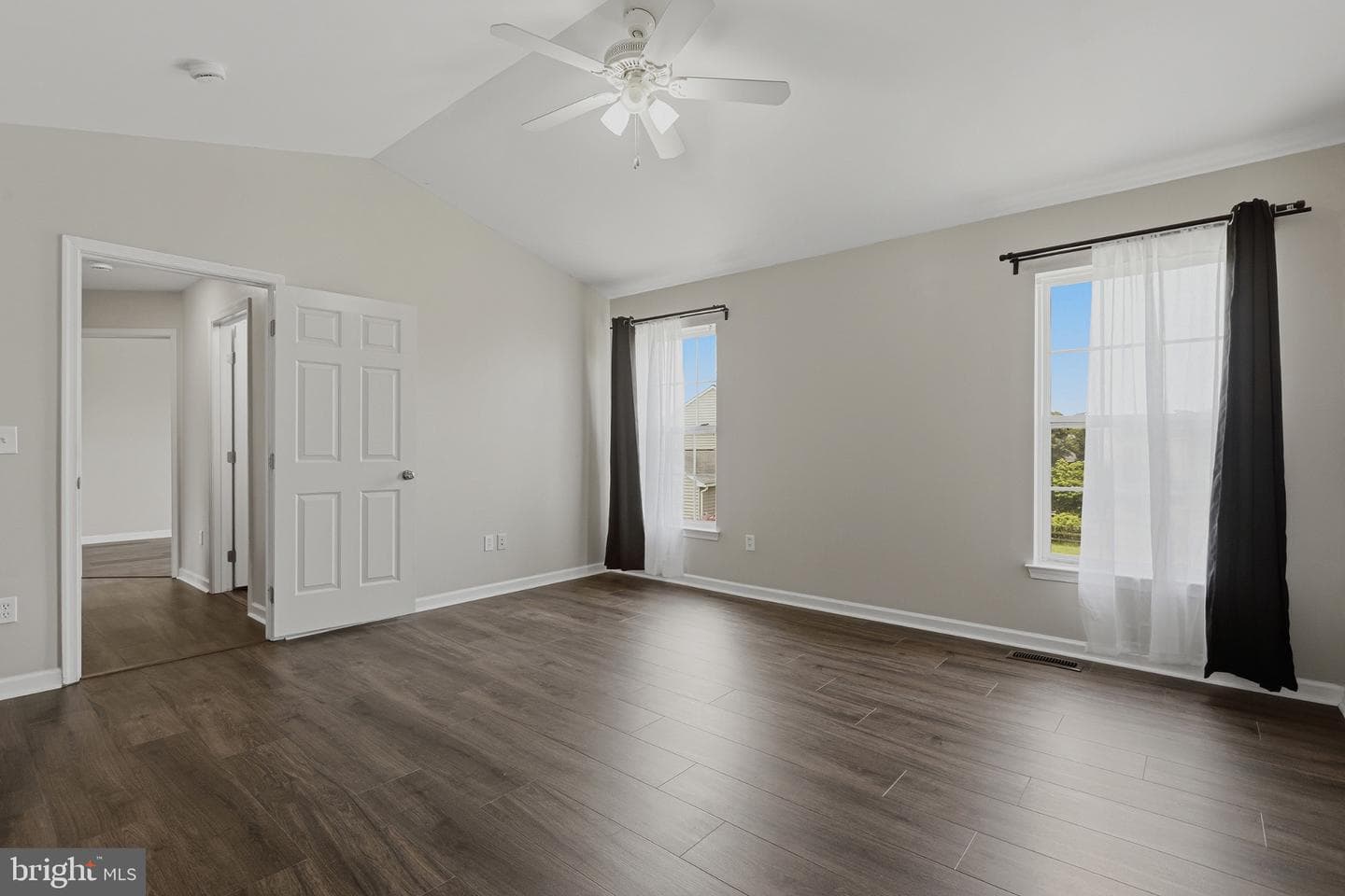 11804 Fullers Lane photo 21