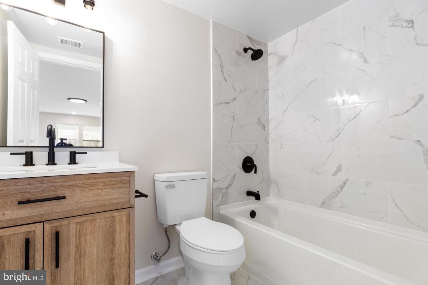 2143 Chapel Way photo 7