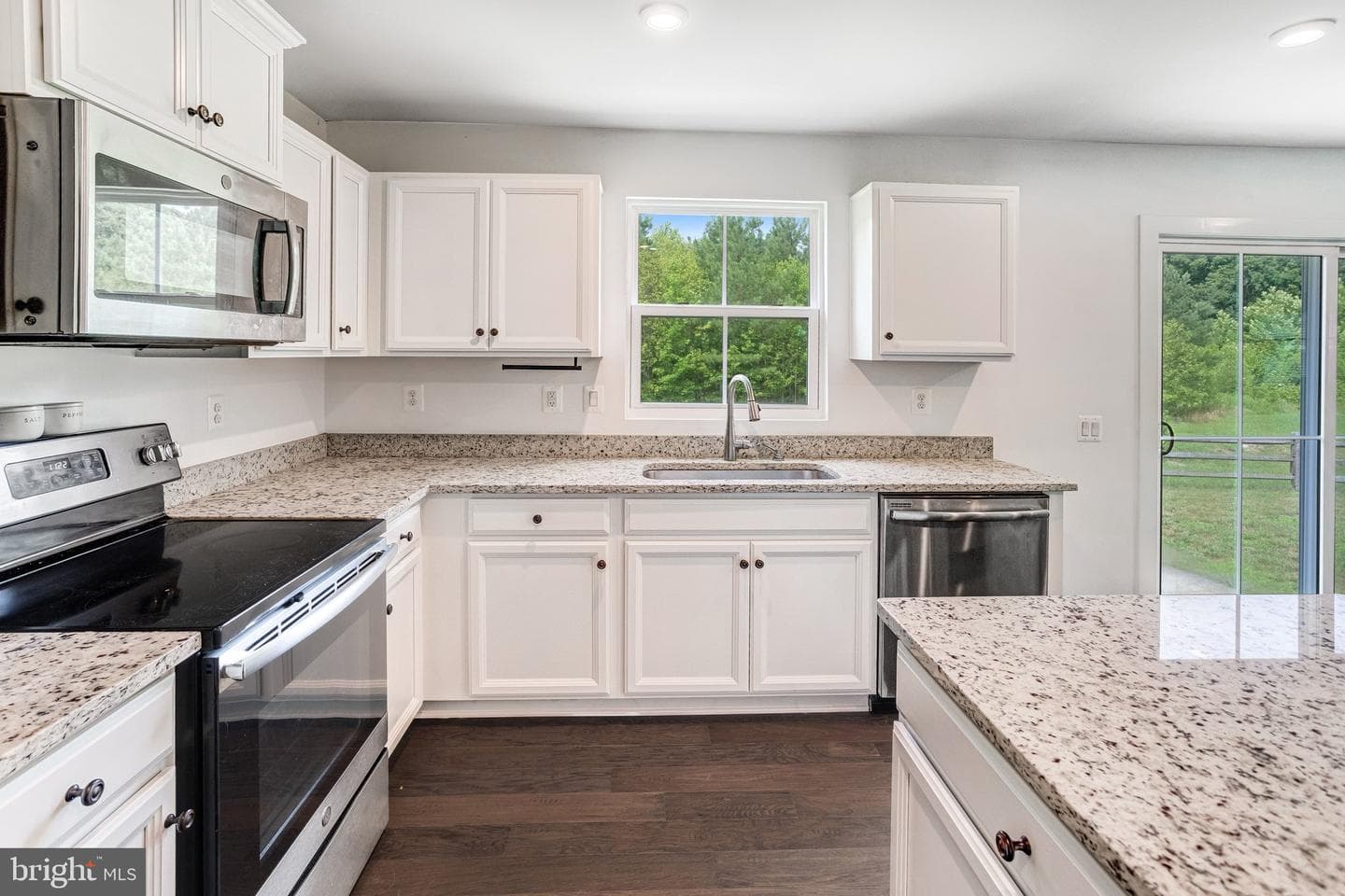 6384 Brewery Court photo 6