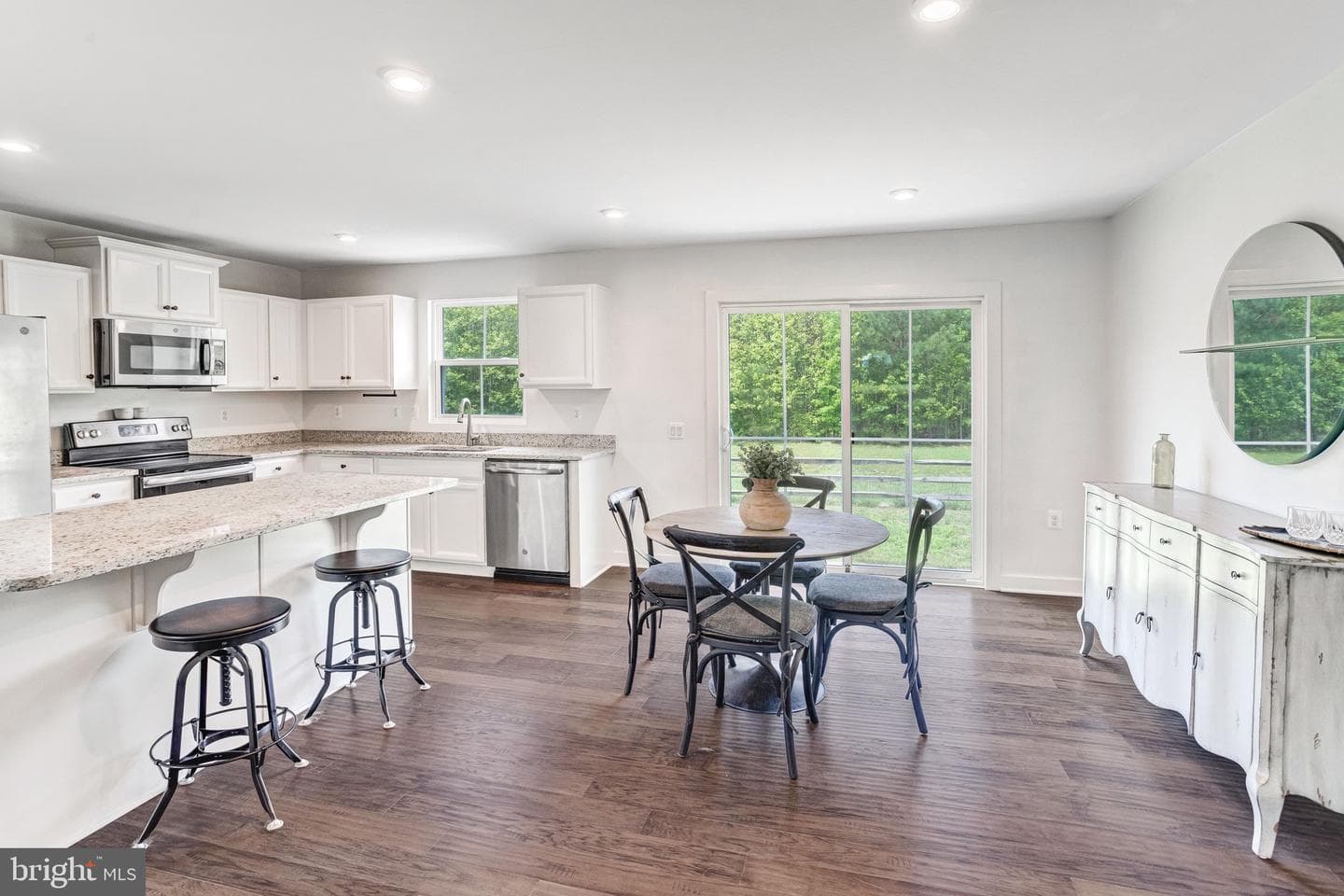 6384 Brewery Court photo 8