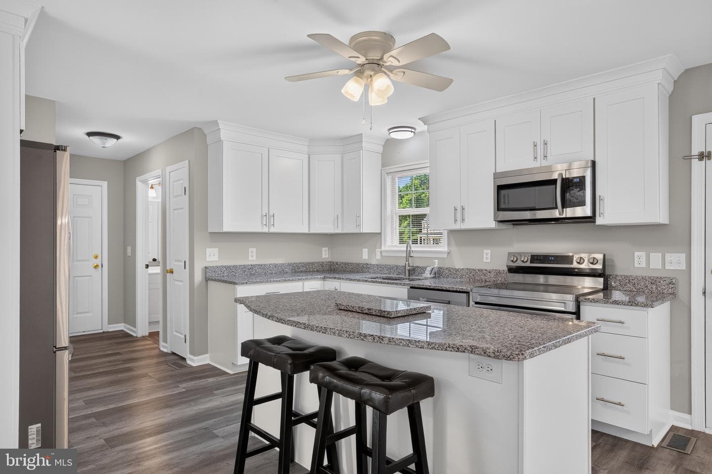 16965 Village Lane photo 3