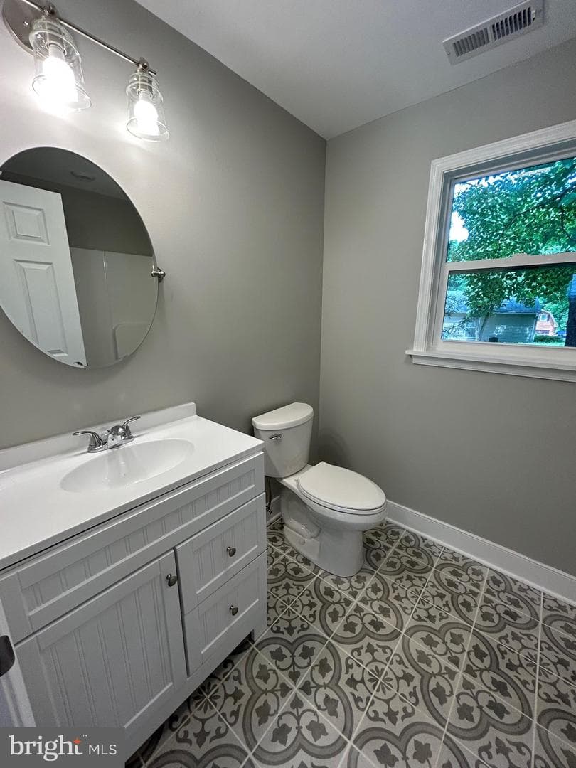 1346 N Lakeshore Drive photo 25