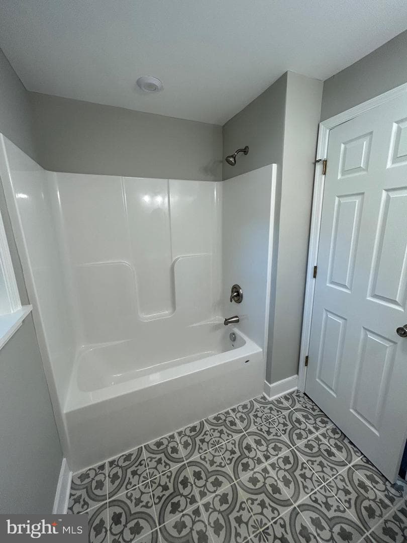 1346 N Lakeshore Drive photo 26