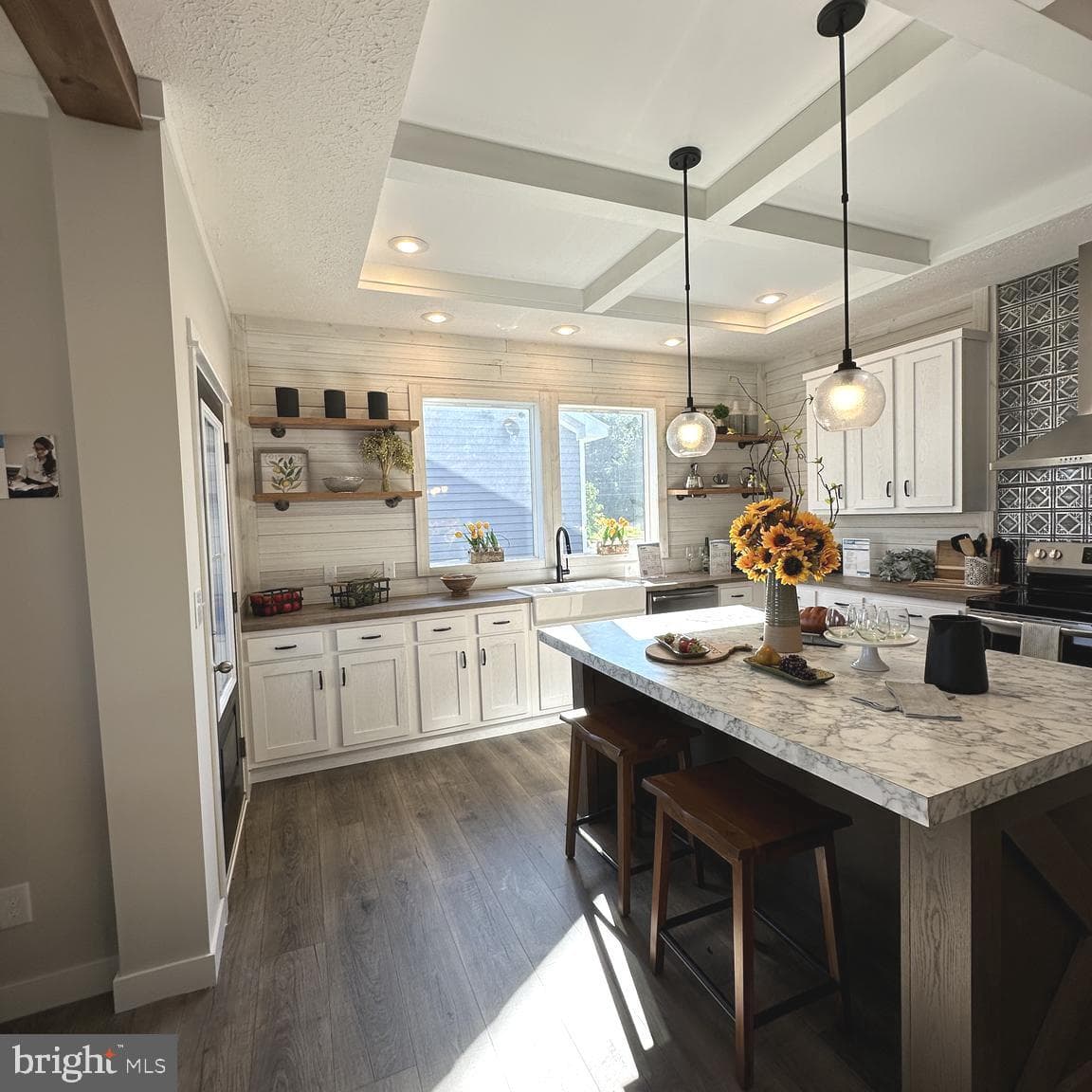 104 Henson Avenue photo 5