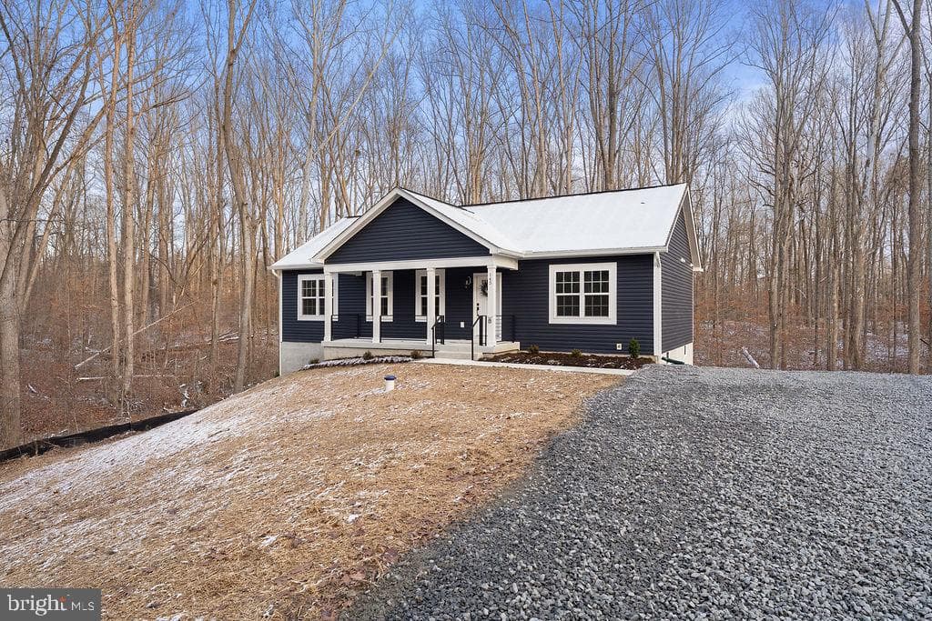 145 Everett Lane