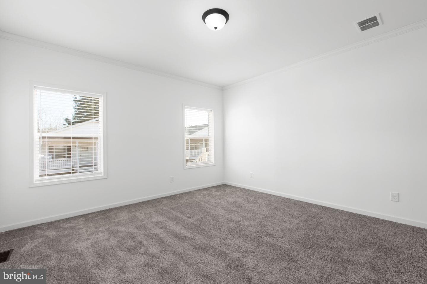 824 Mineral Avenue photo 19