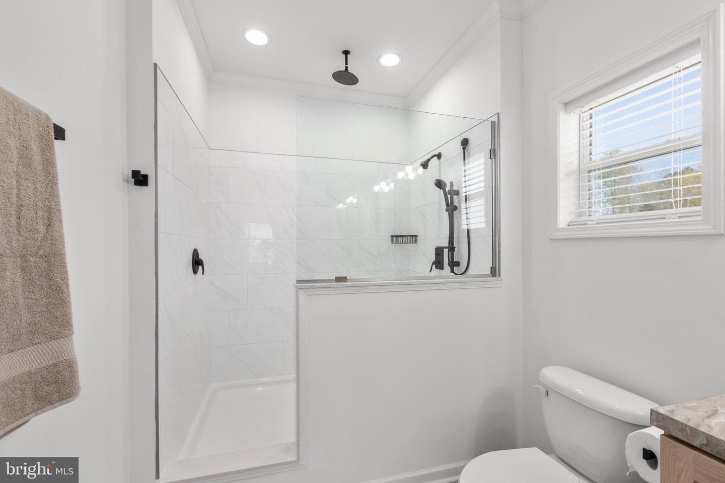818 Mineral Avenue photo 26