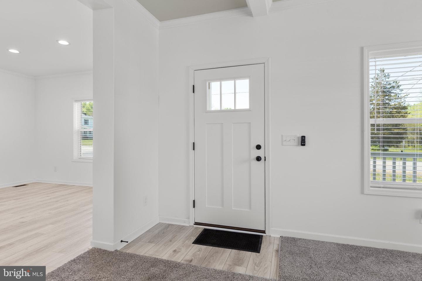 818 Mineral Avenue photo 4