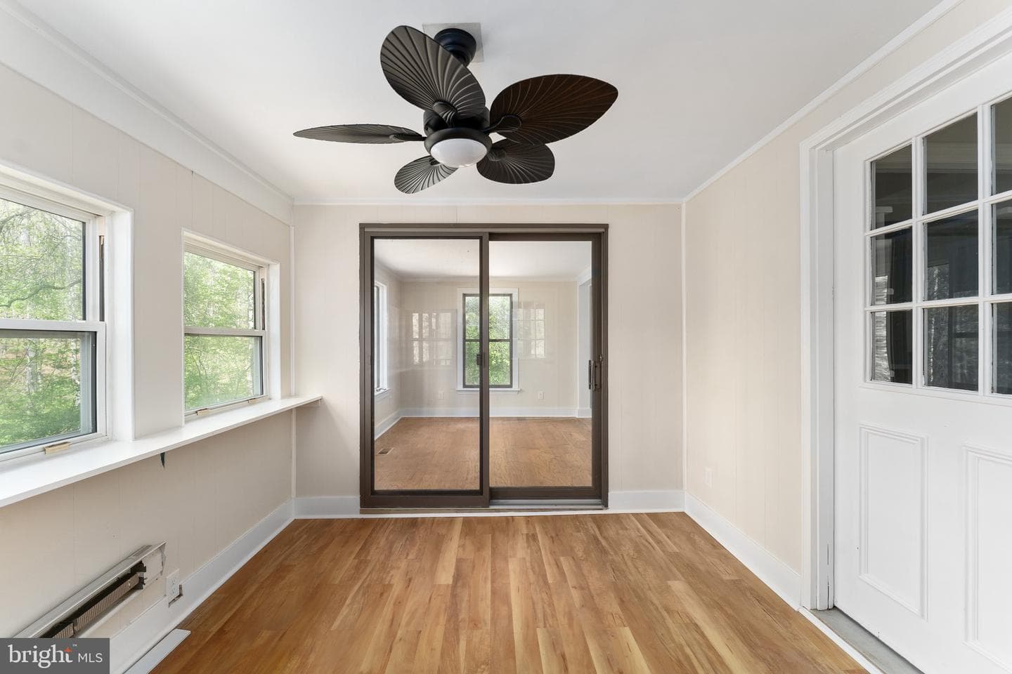 2367 N Lakeshore Drive photo 18
