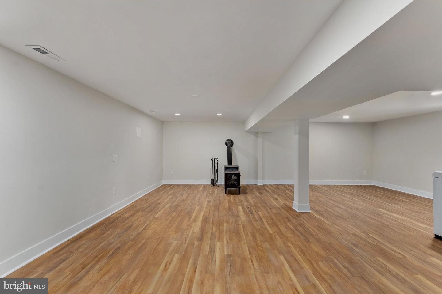 2367 N Lakeshore Drive photo 28