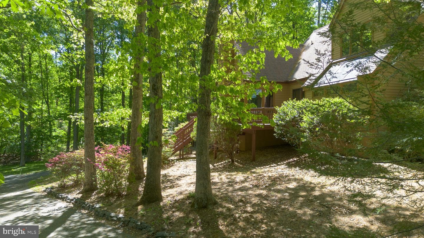 54 Tara Cir photo 88