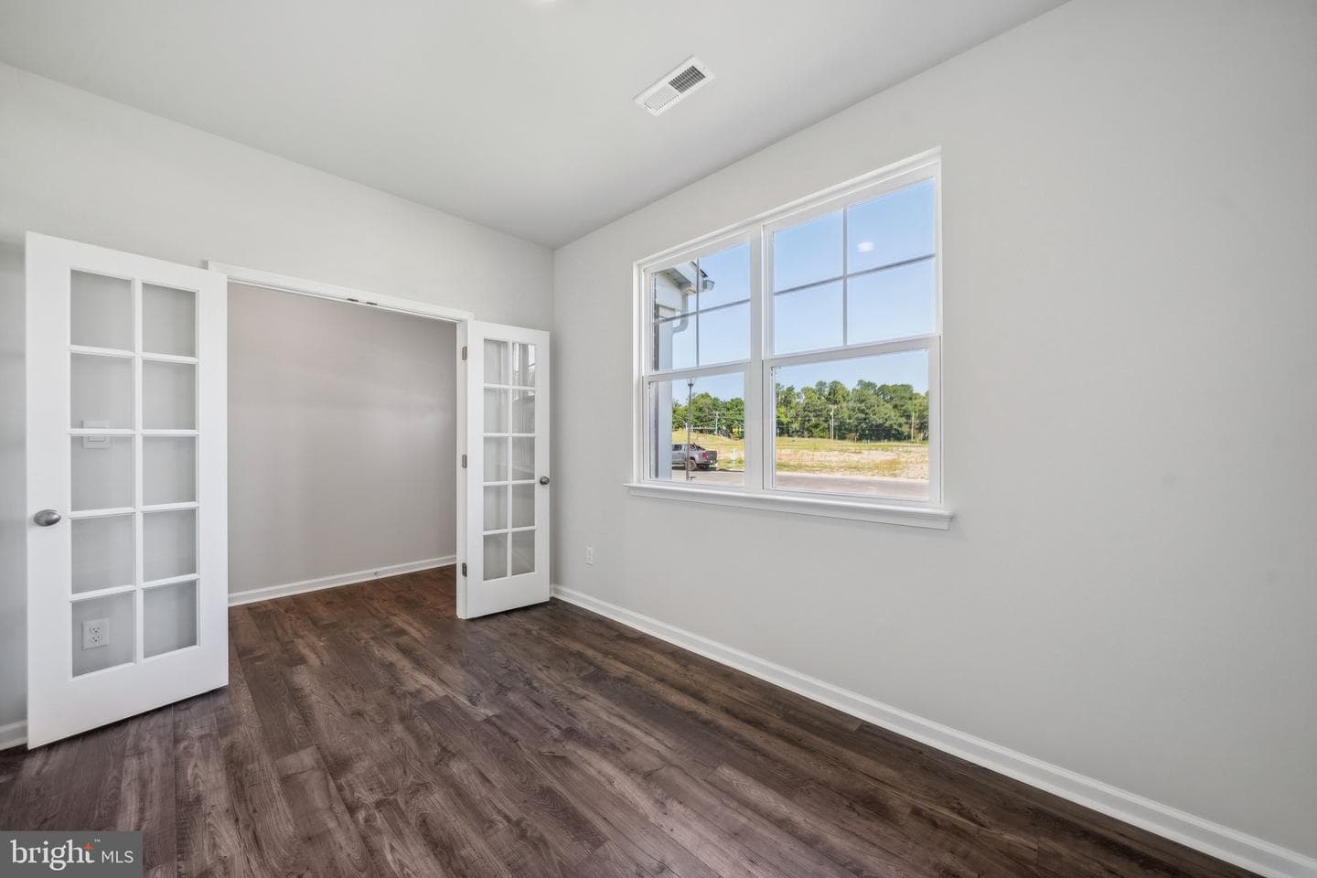 100 Liberty Lane photo 16