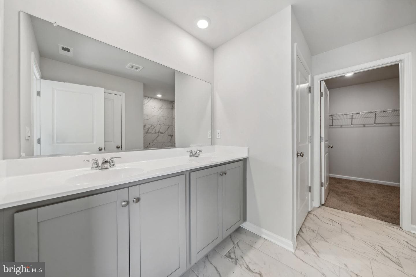 100 Liberty Lane photo 21
