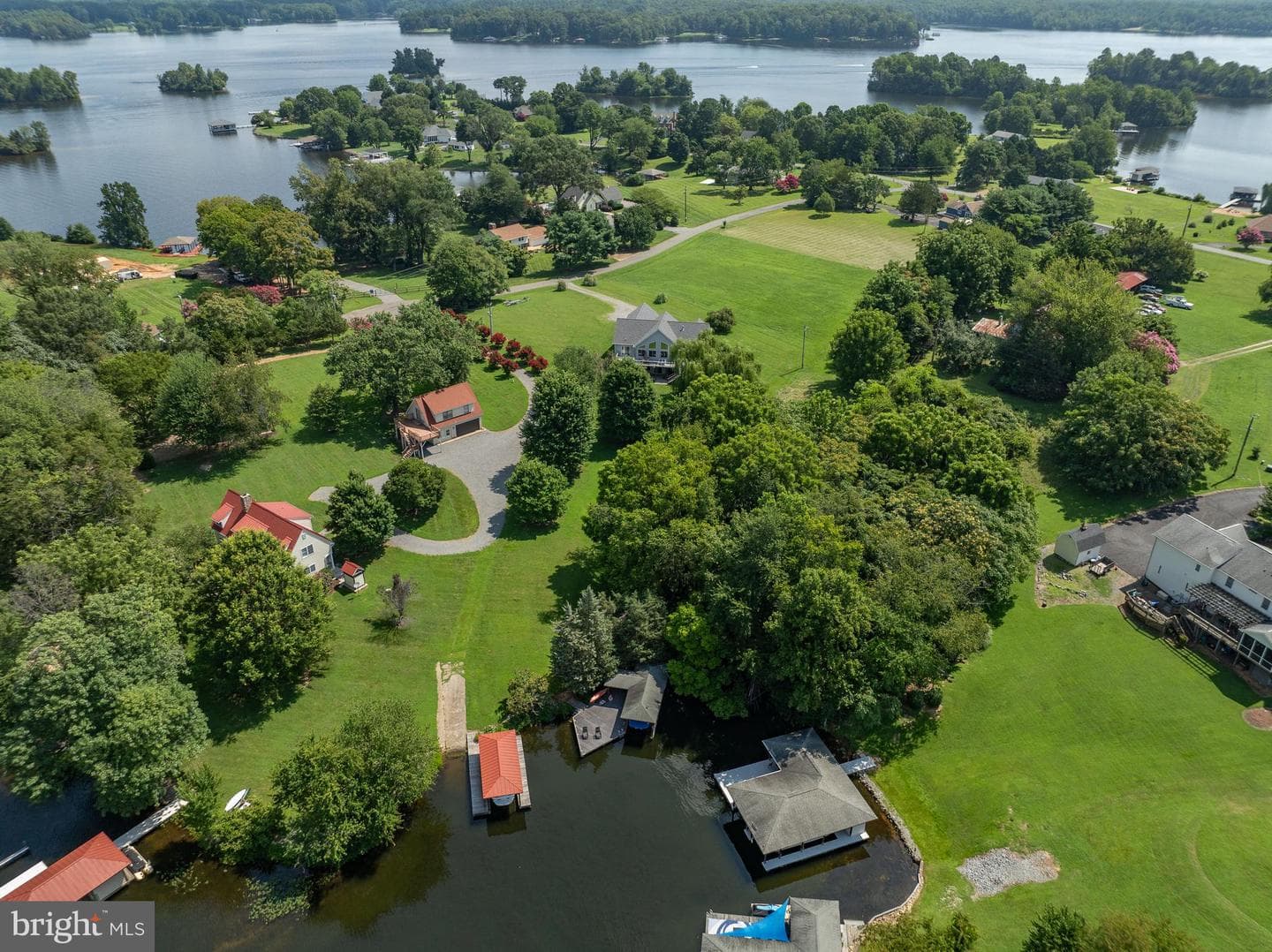 125 Lake Ct. photo 48
