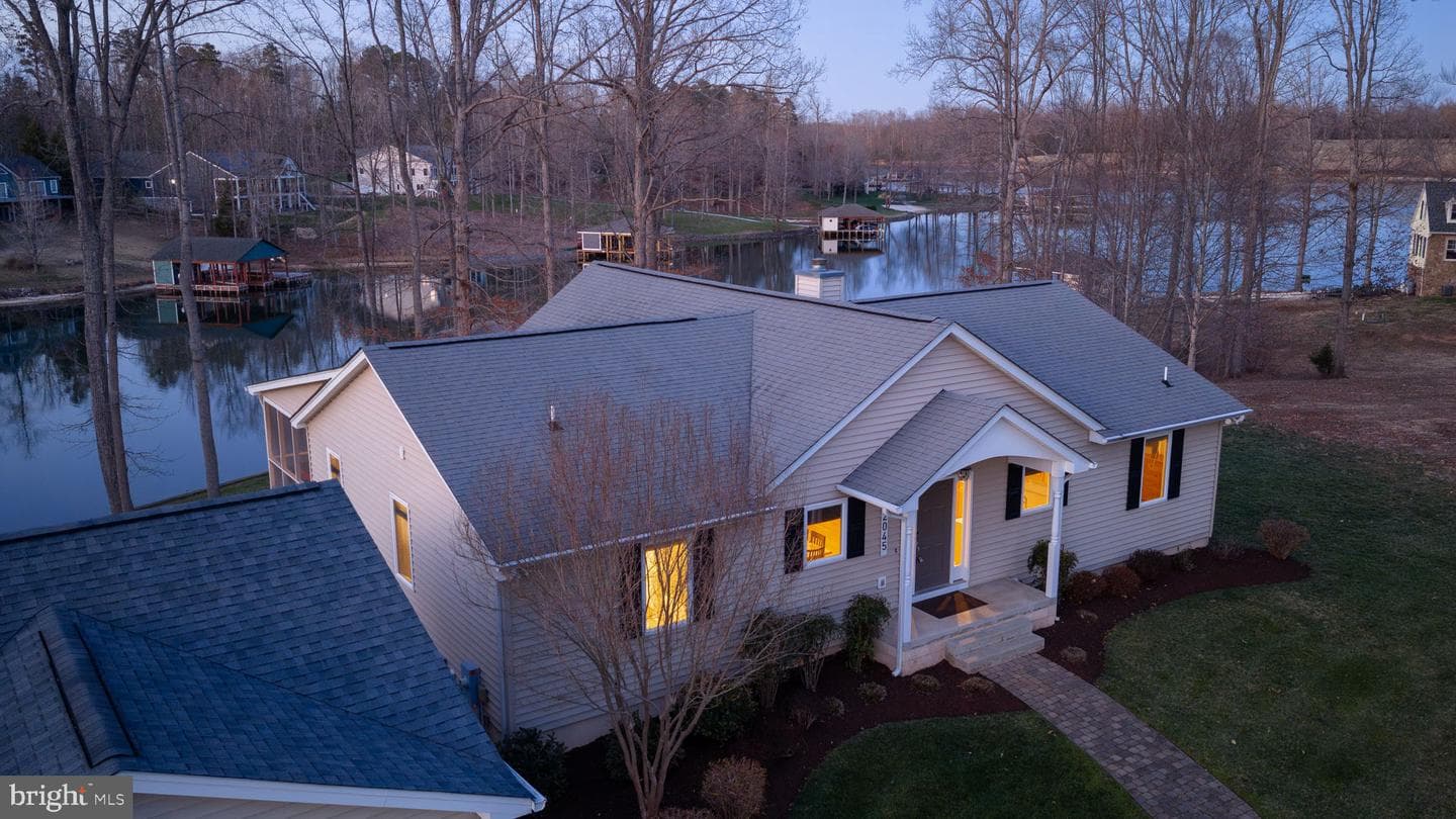 2045 Lake Forest Drive photo 99
