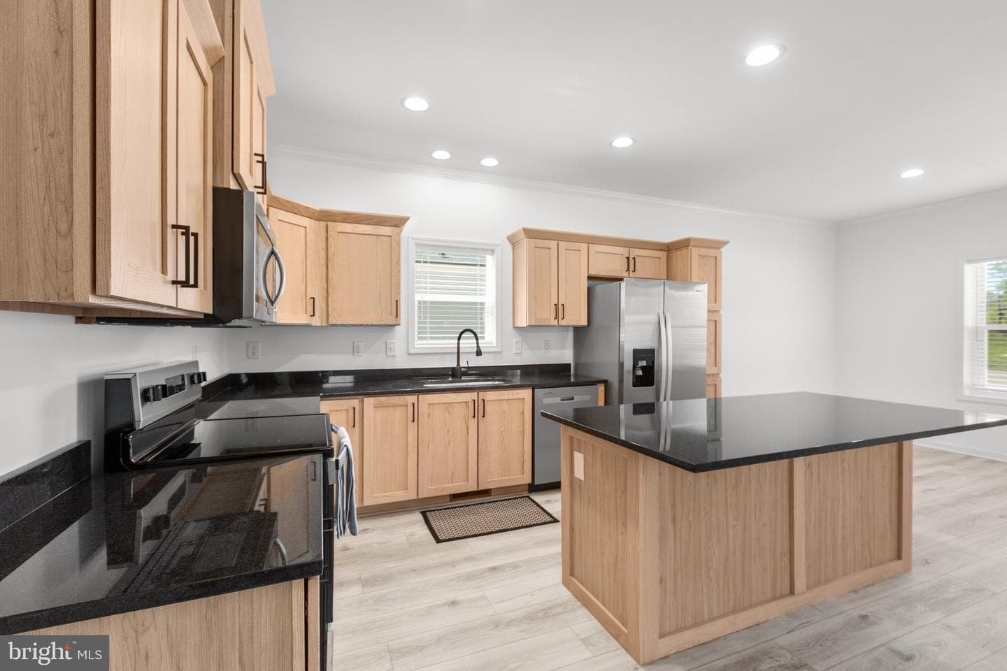 820 Mineral Avenue photo 14