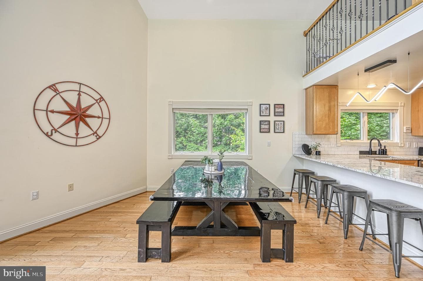 845 Elnor Road photo 12