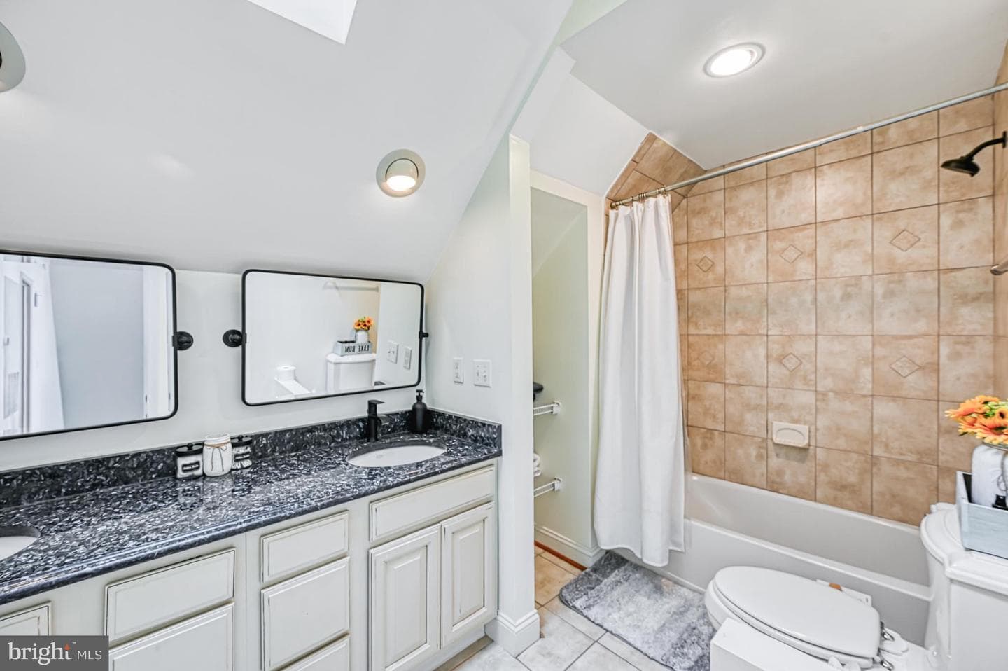 845 Elnor Road photo 32