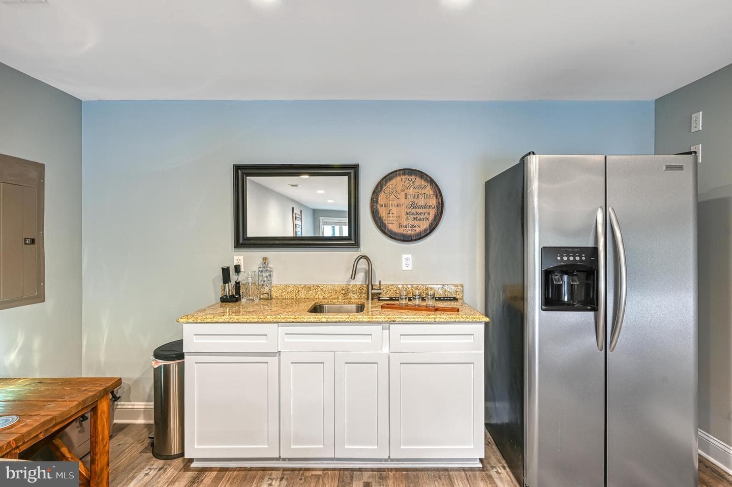 845 Elnor Road photo 38