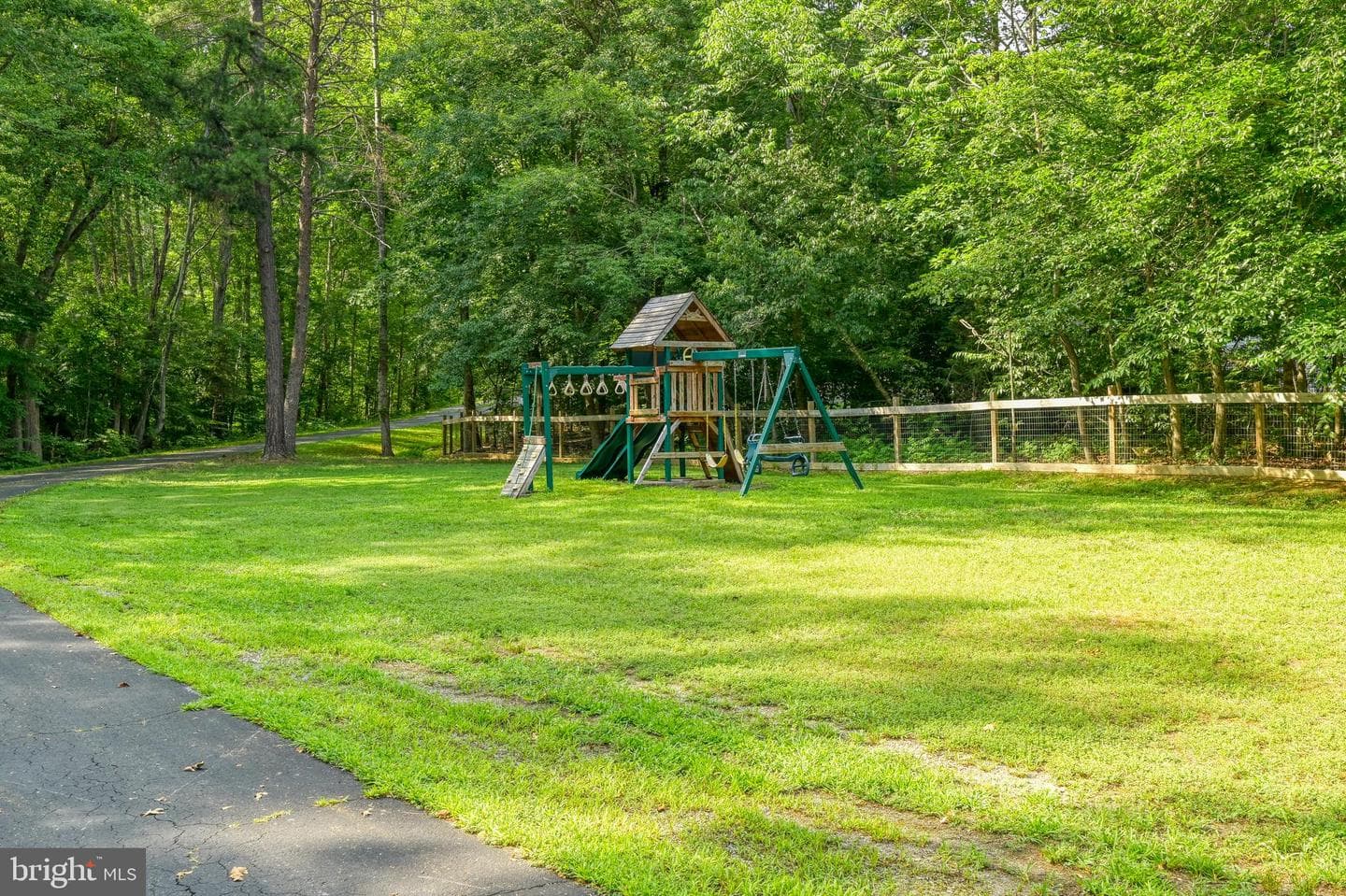 32 Miltons Lane photo 45