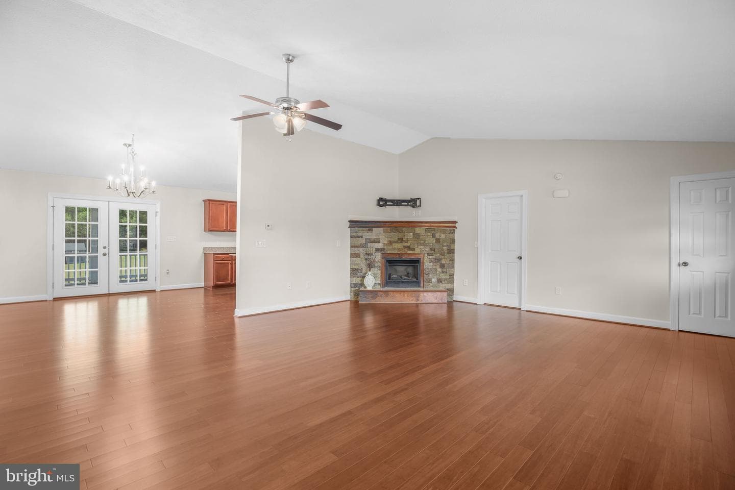 33 Austin Way photo 37