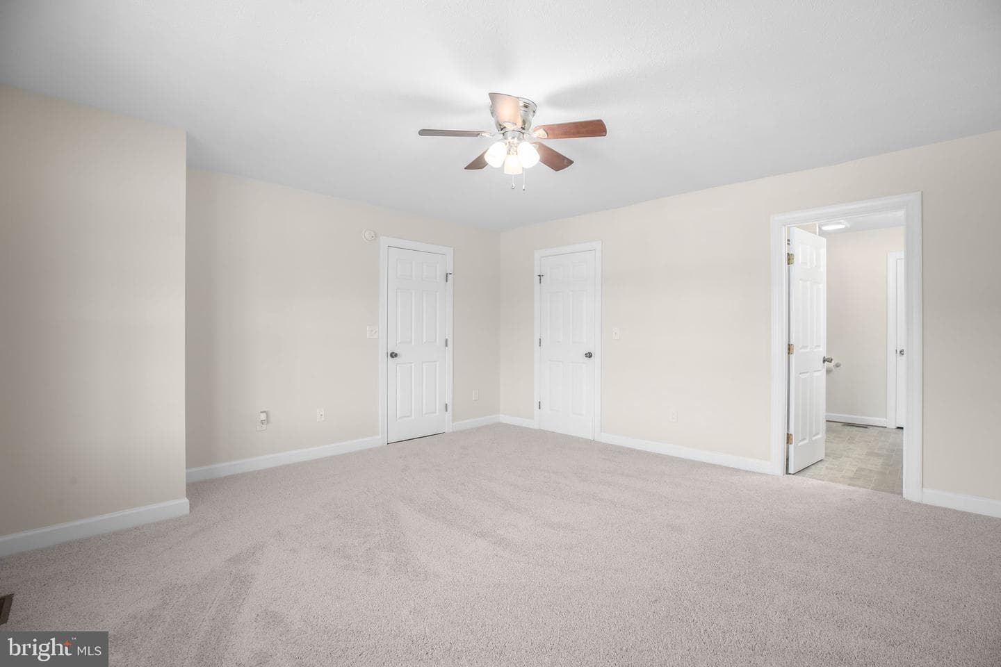 33 Austin Way photo 47