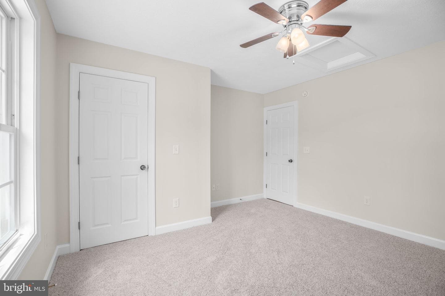 33 Austin Way photo 54