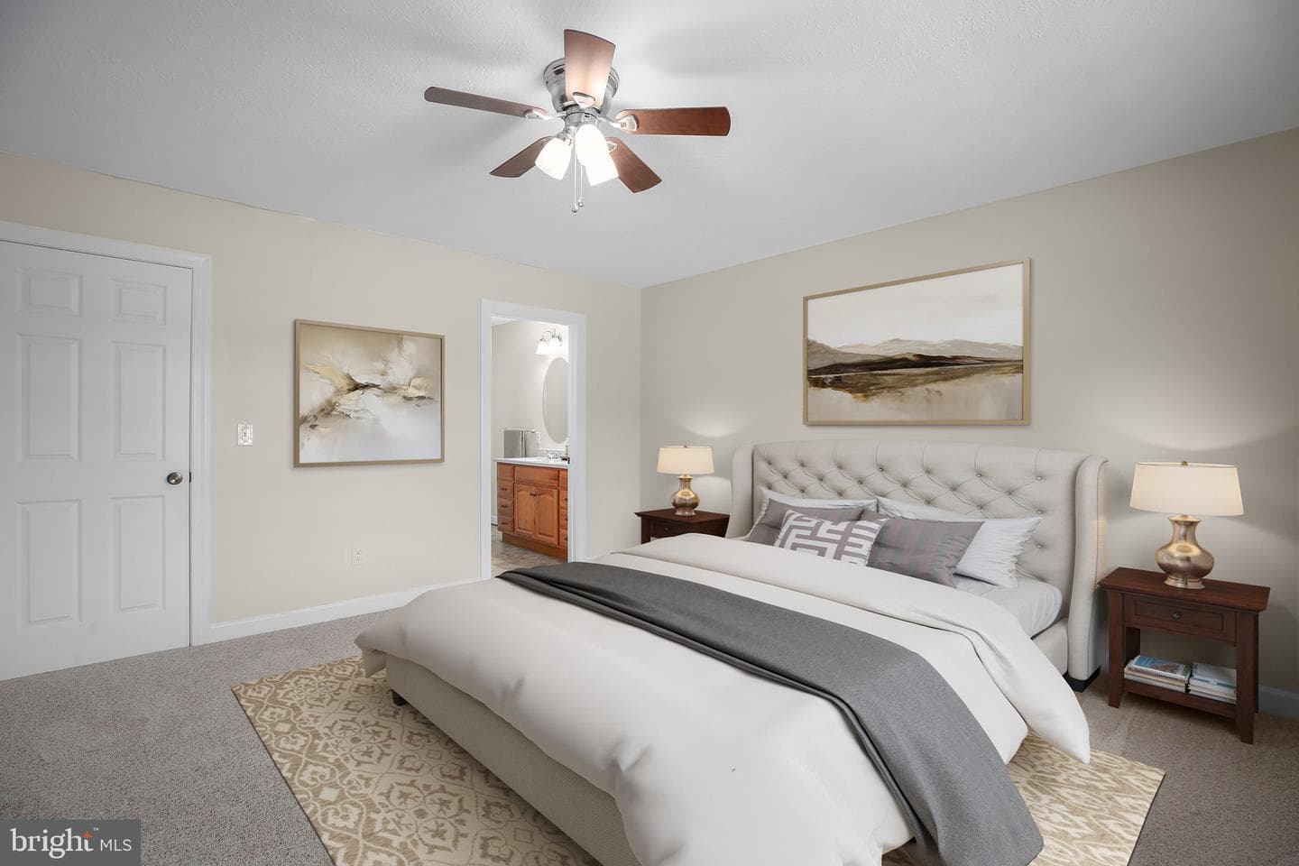 33 Austin Way photo 9
