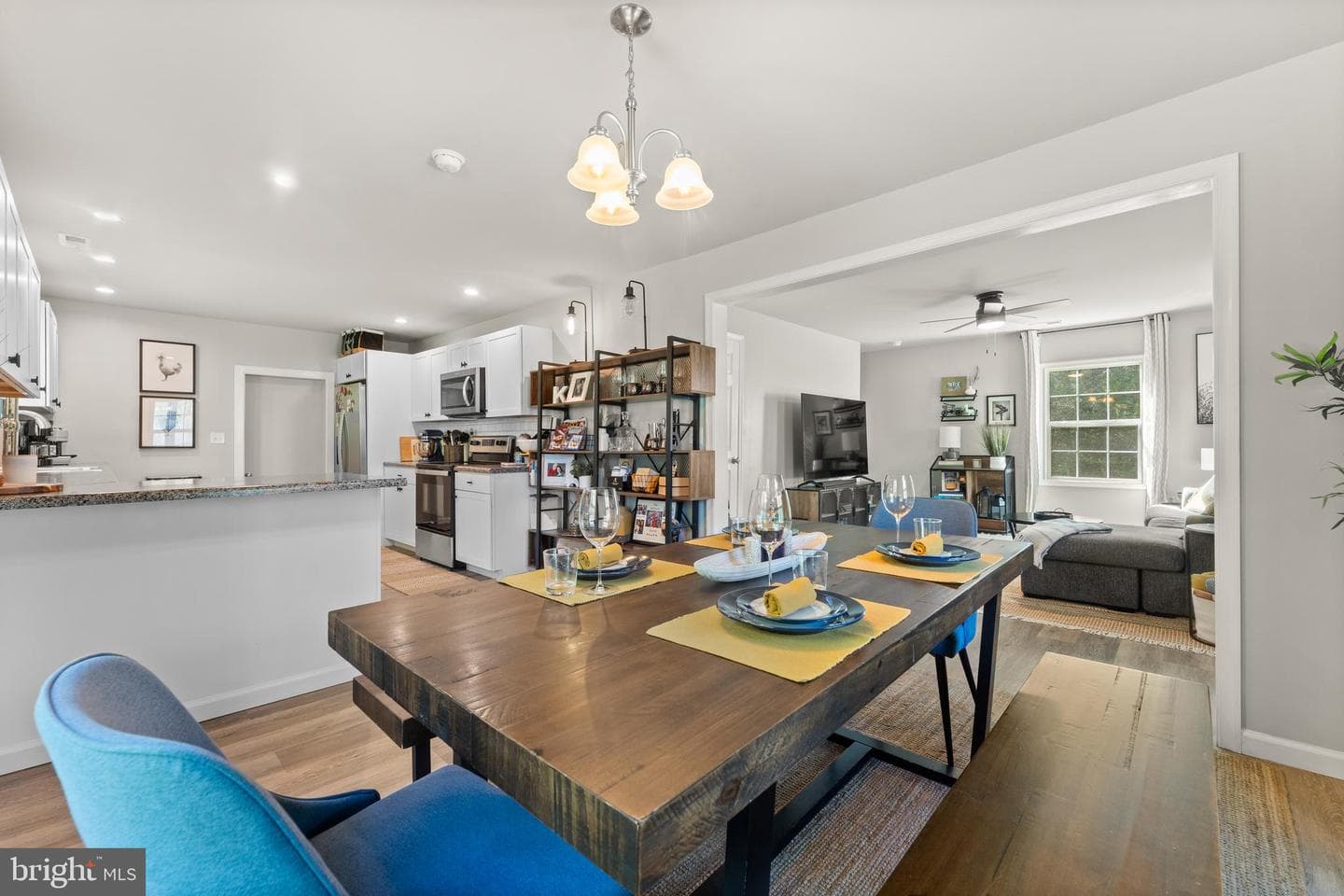 18634 Louisa Rd photo 13