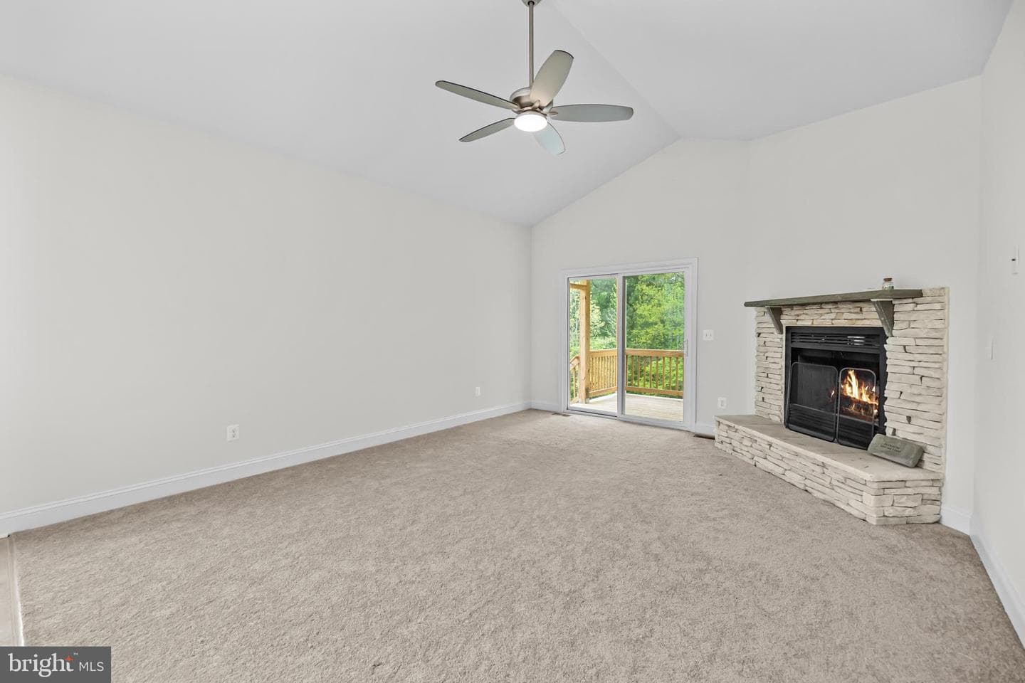 199 Gibson St photo 20