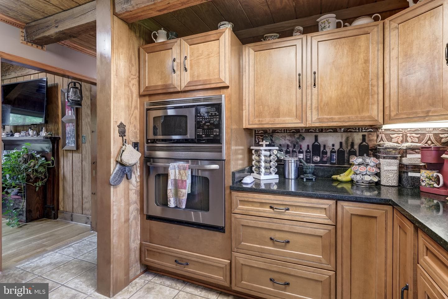516 Apple Grove Road photo 17