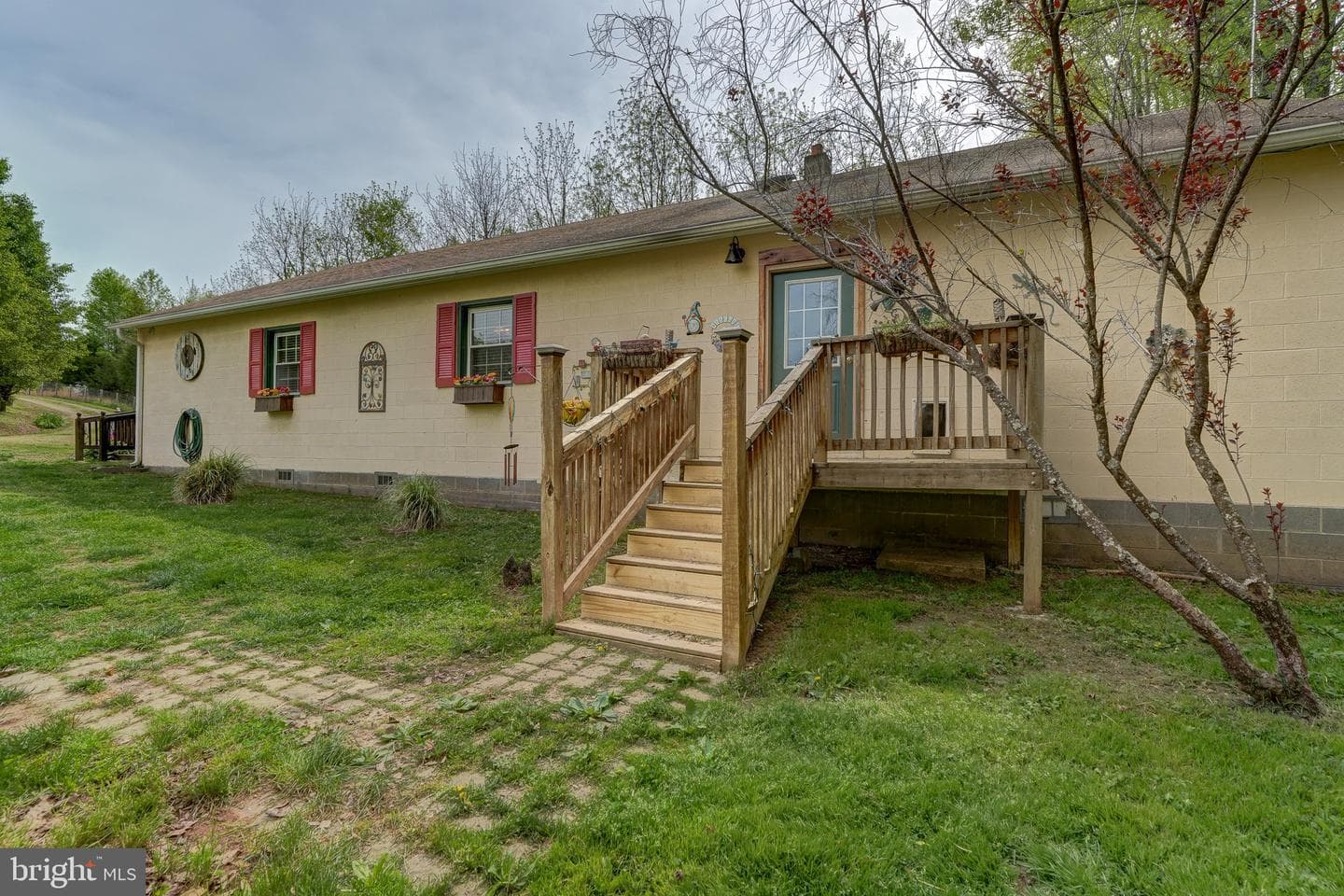516 Apple Grove Road photo 48