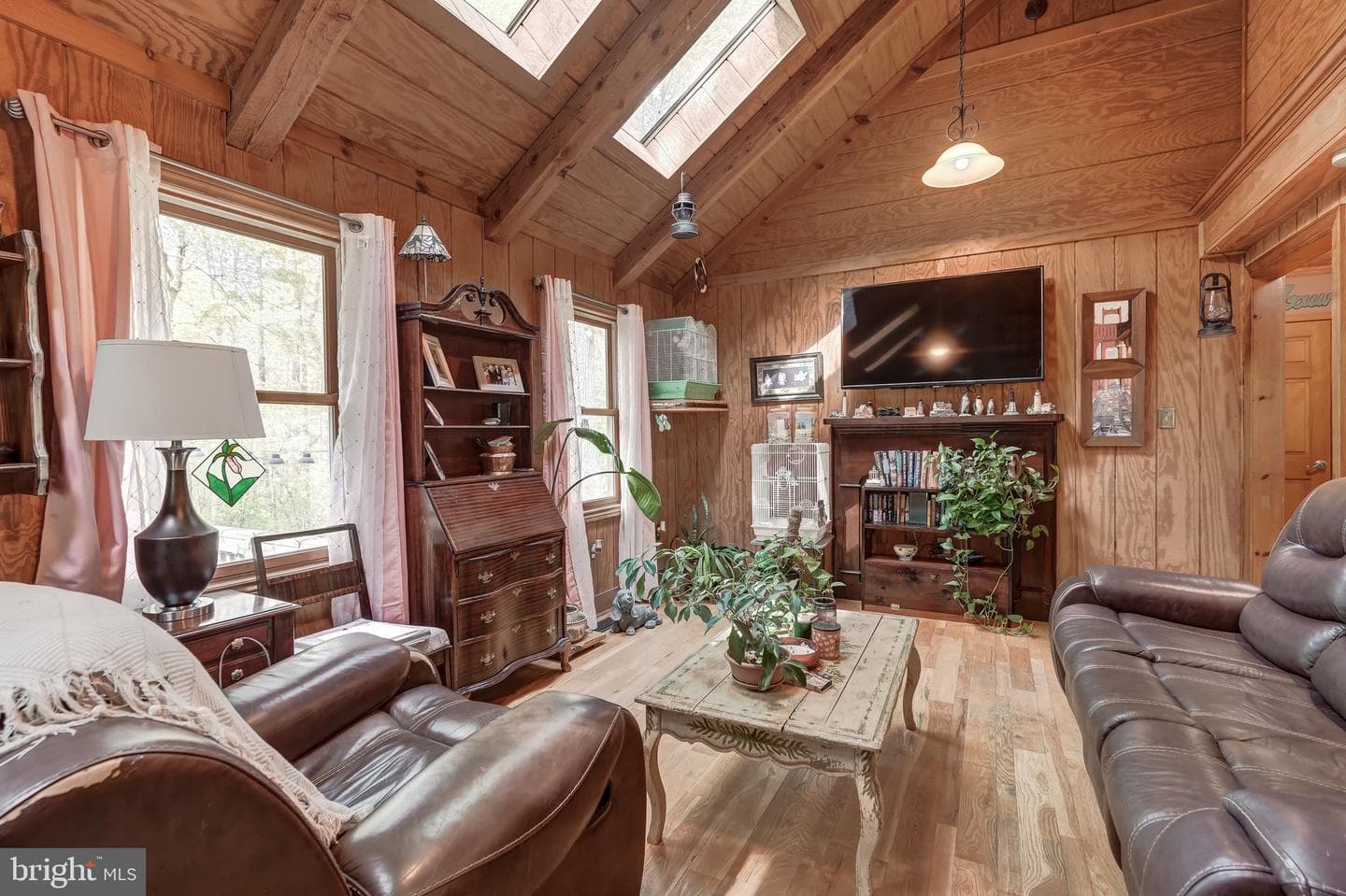 516 Apple Grove Road photo 9