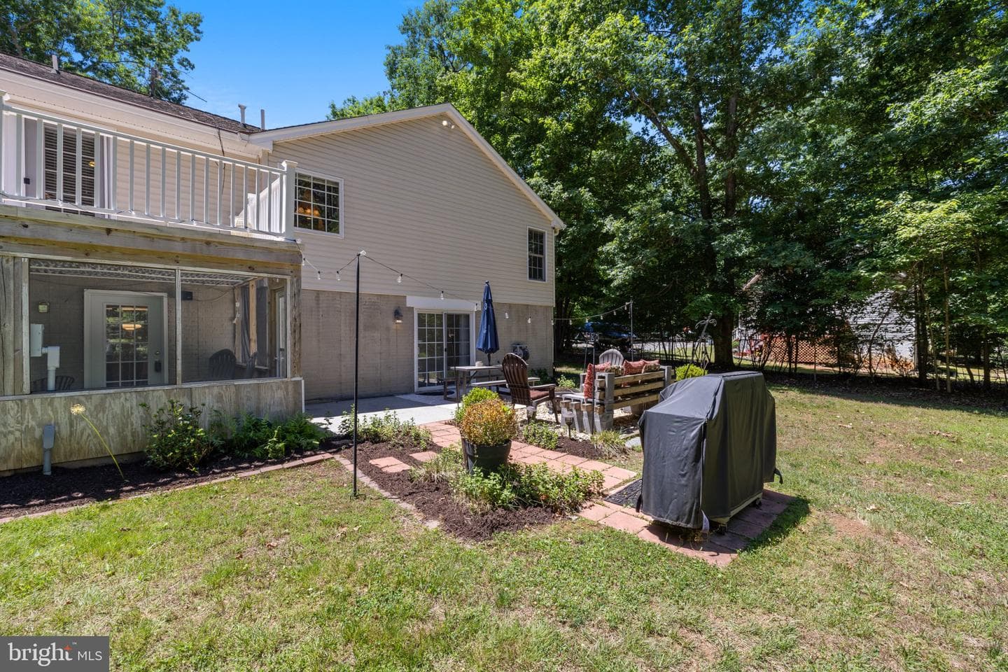 801 Mitchell Point Road photo 2