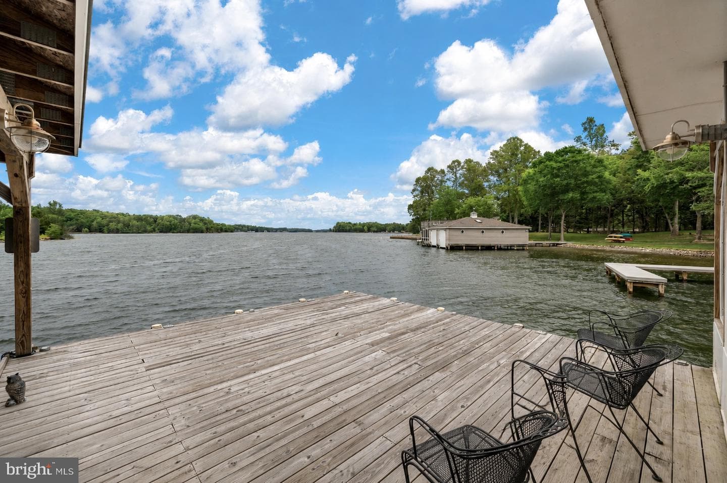 126 Village Dr photo 13
