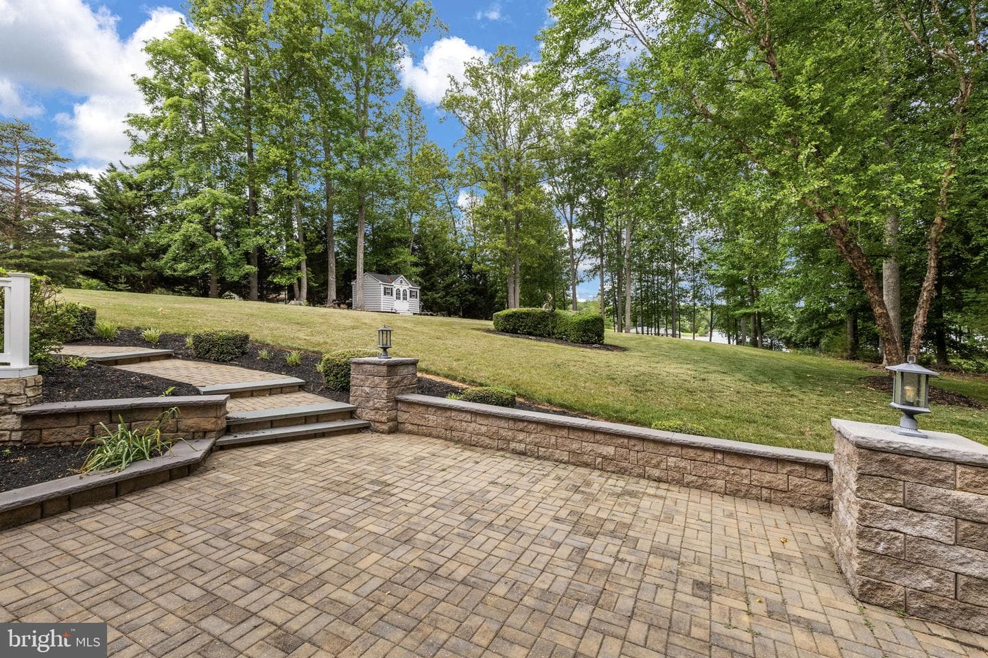 126 Village Dr photo 75