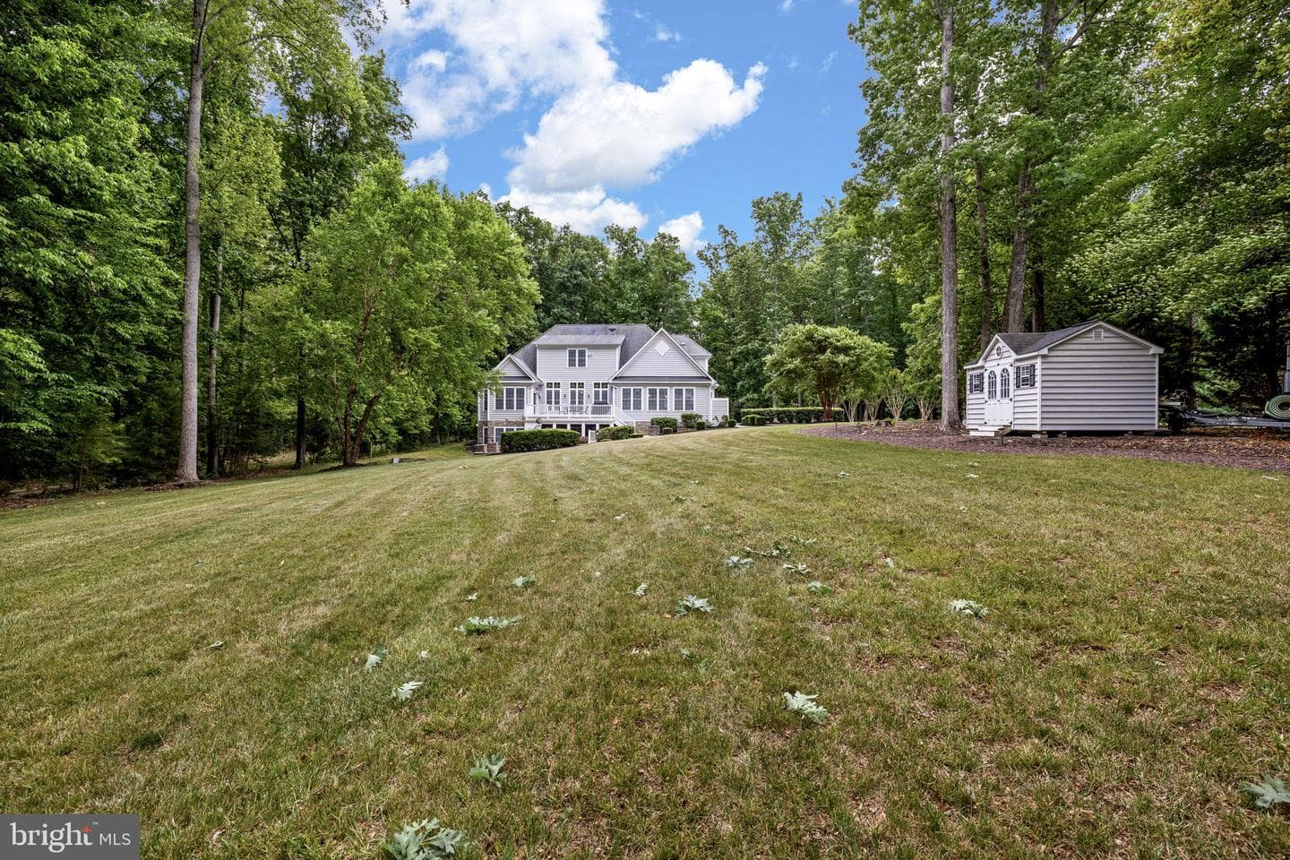 126 Village Dr photo 82