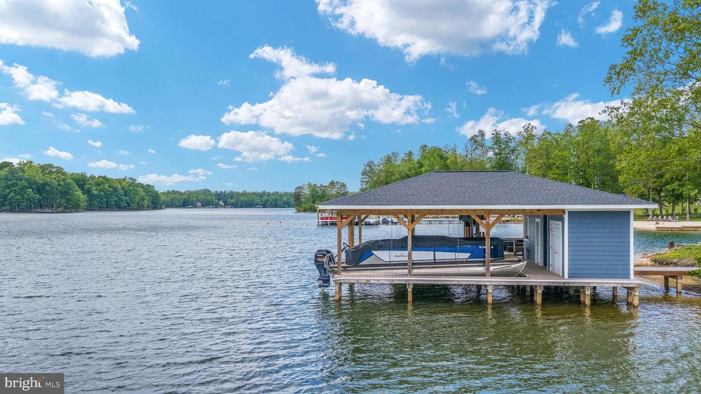 120 Fairview Dr photo 9