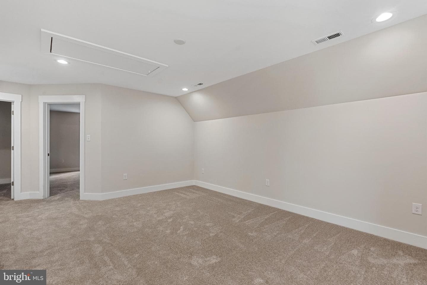 155 Noahs Landing Drive photo 49