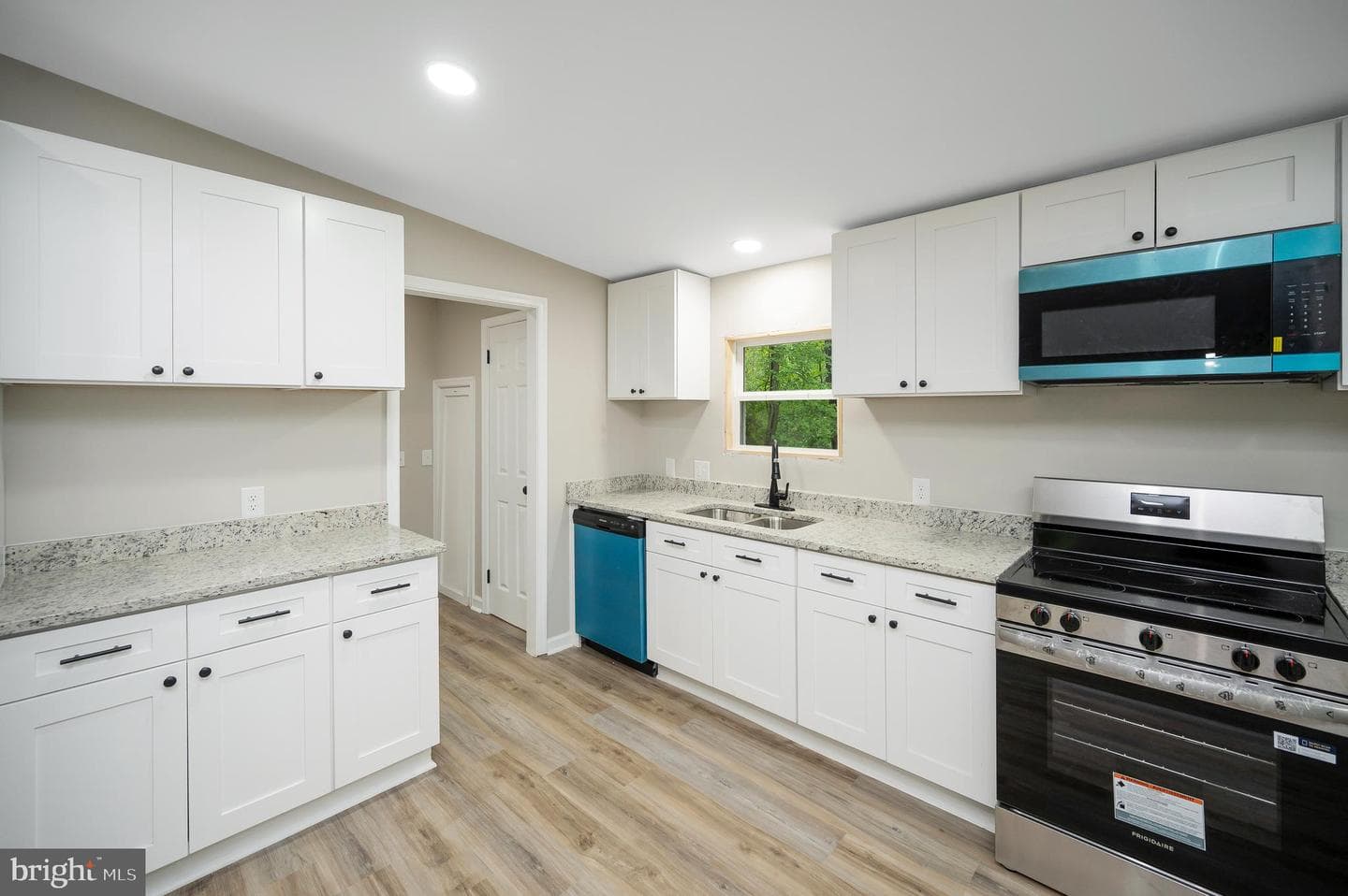 1438 Eastham Road photo 12