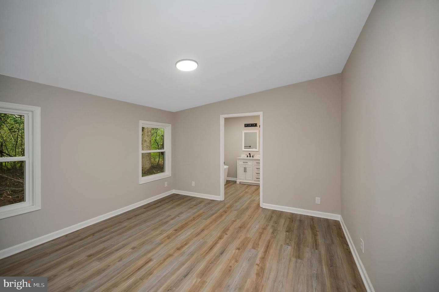 1438 Eastham Road photo 20