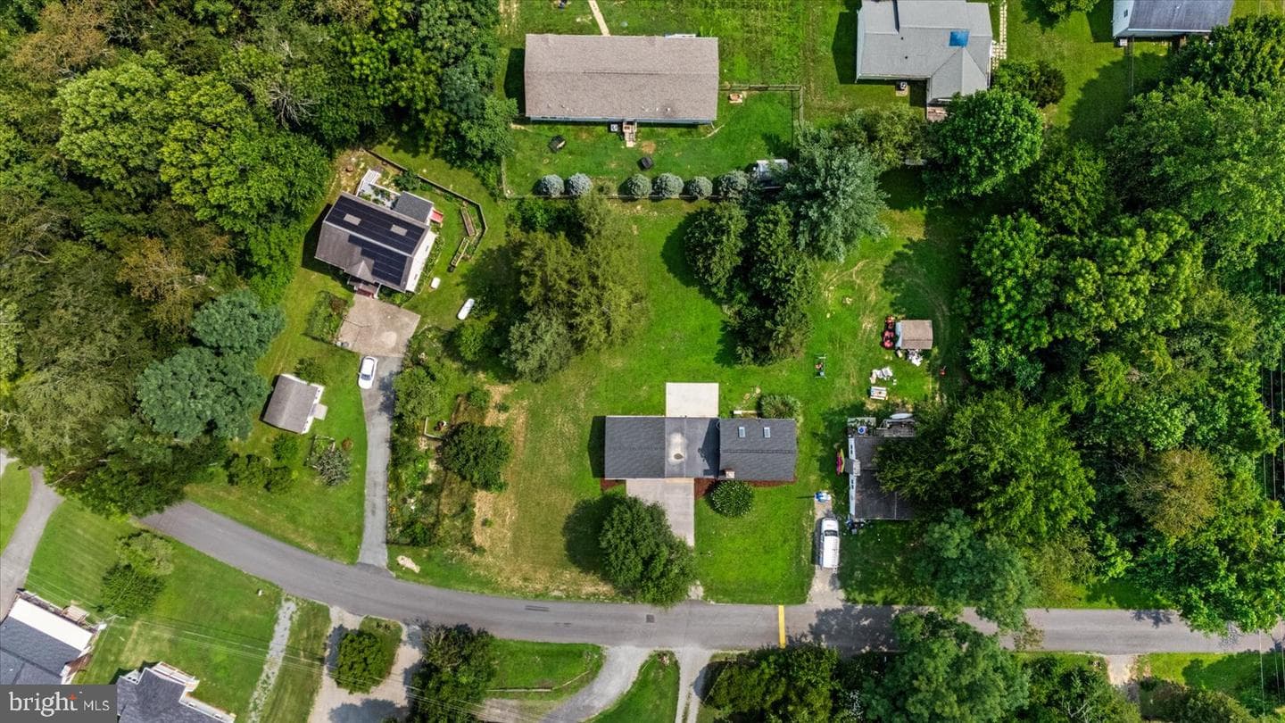 270 Ellis Drive photo 52
