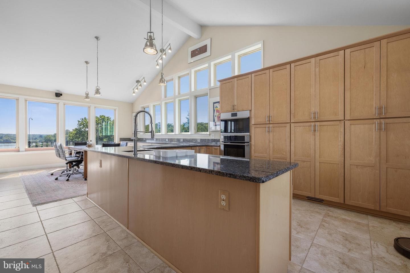 214 Stonewall Court photo 42