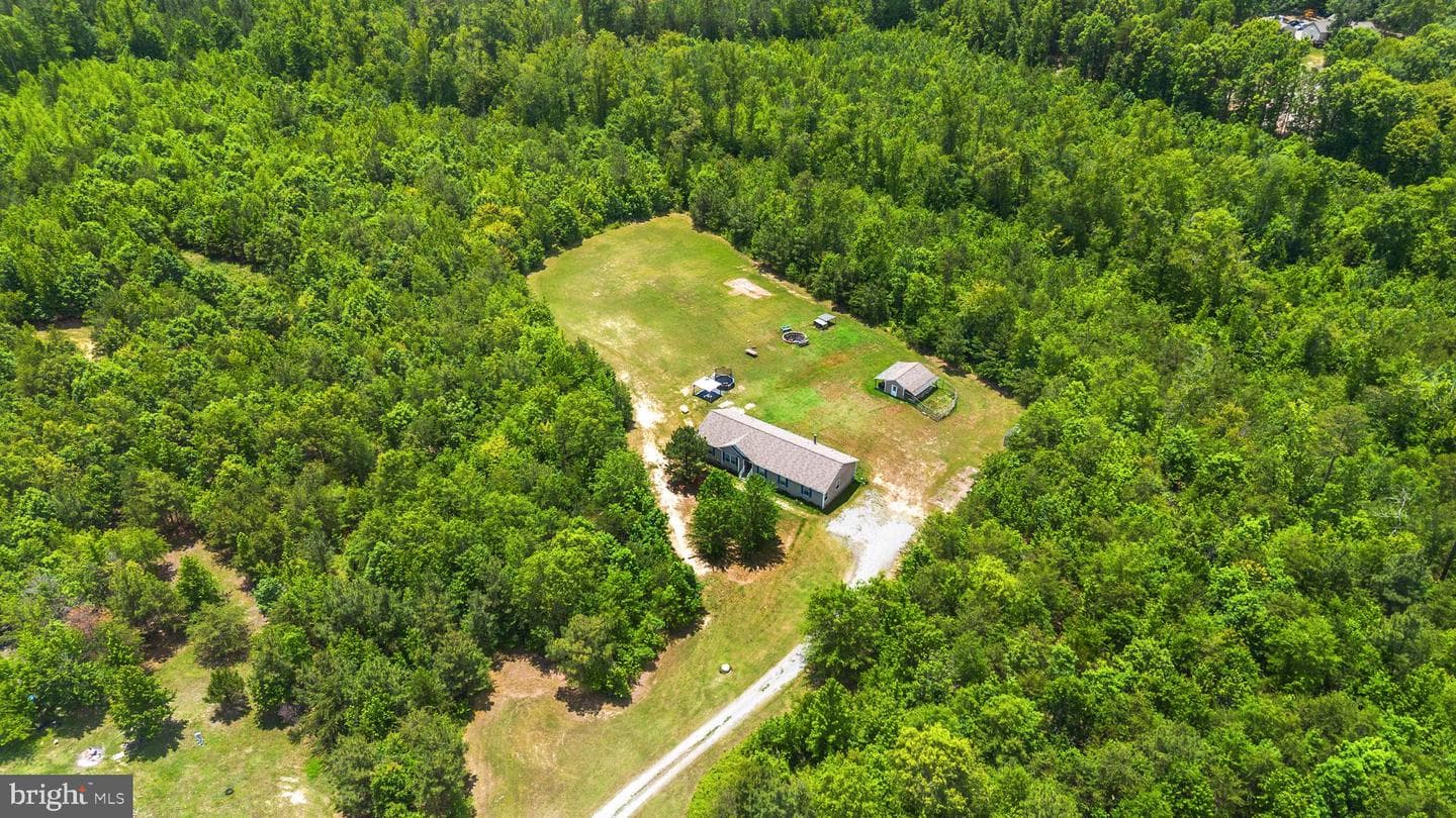 212 Briar Circle photo 3