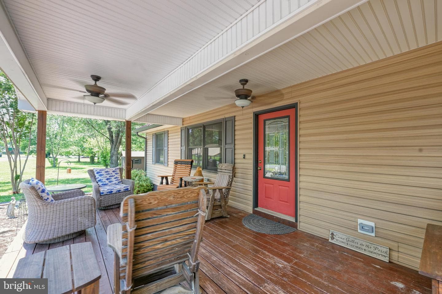 110 Patrick Henry Dr photo 7